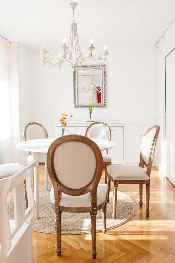 Vacation House Artorius ลูบลิยานา ภายนอก รูปภาพ