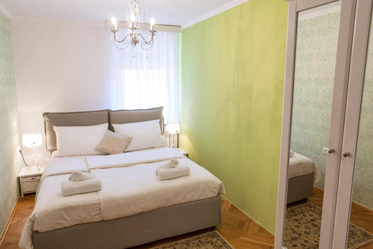 Vacation House Artorius ลูบลิยานา ภายนอก รูปภาพ