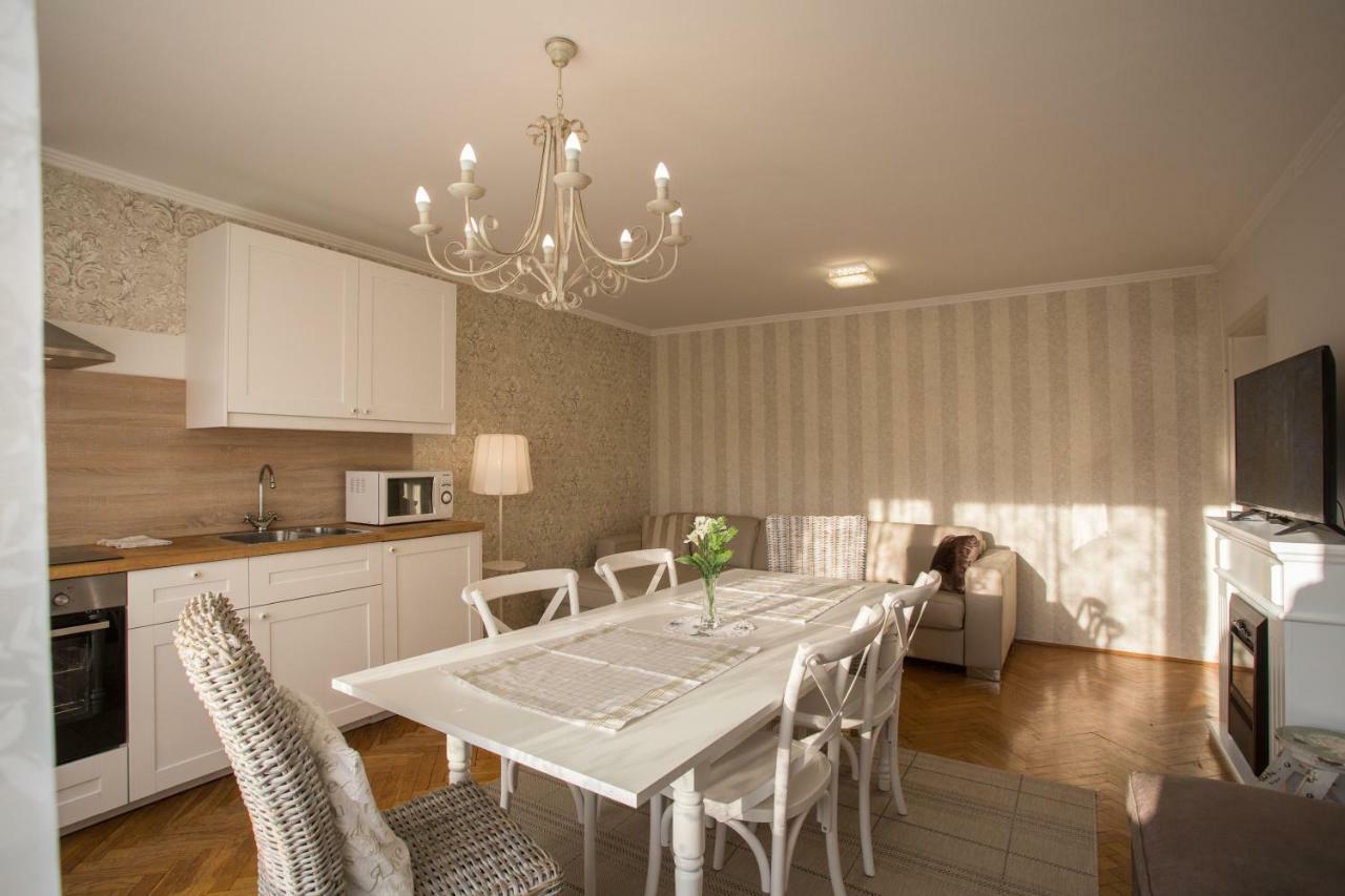 Vacation House Artorius ลูบลิยานา ภายนอก รูปภาพ