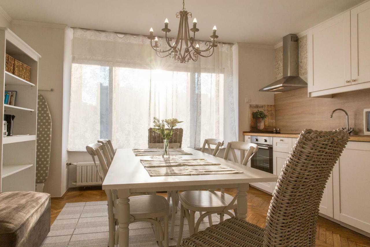 Vacation House Artorius ลูบลิยานา ภายนอก รูปภาพ